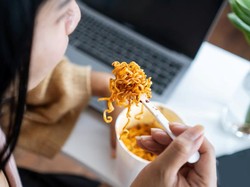 10 Negara Paling Banyak Konsumsi Mi Instan, Indonesia Termasuk?