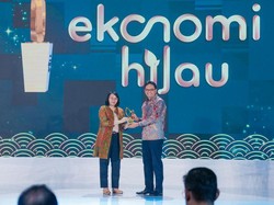 PTPP Raih 3 Penghargaan di Anugerah Ekonomi Hijau dan CSR Awards 2024