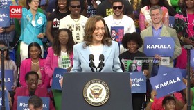 VIDEO: Kampanye di Atlanta, Harris Sebut Trump-Vance Pasangan Aneh