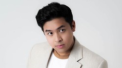 Cek Serba-serbi Barang Lucu yang Jerome Polin Sering Spill di Media Sosial, Ada Link Produk Shopee-nya Juga!
