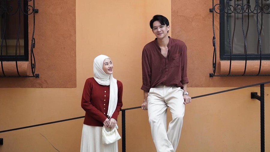 Dinda Hauw dan Rey Mbayang