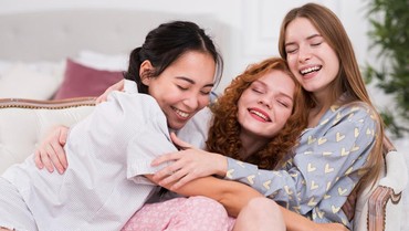 img-title Cara Tampil Percaya Diri & Glowing Wujudkan Resolusi Tahun Baru