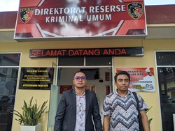 Istri Sah Bantah Sudah Diceraikan Eks Bupati Lombok Tengah Suhaili