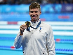 Sejarah di Olimpiade, Atlet Ini Menangi Dua Medali Emas dalam Dua Jam
