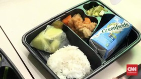 Gibran Kini Pakai Full Cream UHT Usai Dikritik Susu Bergula Tinggi