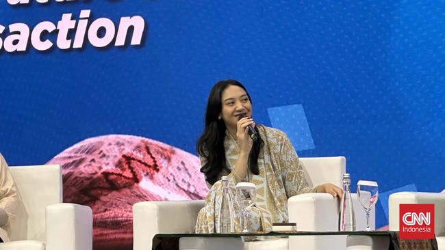 Staf Khusus (Stafsus) Presiden Putri Tanjung menceritakan kinerja program Pahlawan Digital UMKM yang diinisiasinya bersama Kementerian Koperasi dan UKM.