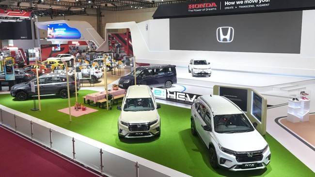 Penjualan Mobil di Indonesia Merosot, Honda Buka Suara Honda Prospect Motor (HPM) buka suara ihwal anjloknya penjualan wholesales mobil-mobil mereka sepanjang April 2025.