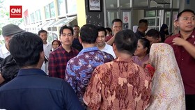 VIDEO: Gibran Sambangi Rusunawa di Surabaya Dengarkan Keluhan Warga