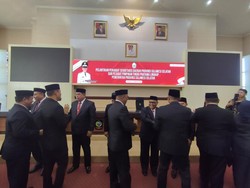 Pj Gubernur Sulsel Zudan Arif Lantik Andi Darmawan Bintang Jadi Pj Sekda