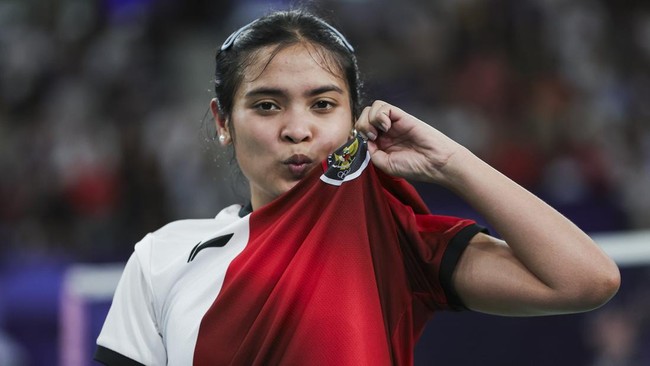 Peraih lencana emas Olimpiade 1992 Susy Susanti memberikan pesan support kepada Gregoria Mariska Tunjung jelang semifinal Olimpiade Paris 2024.