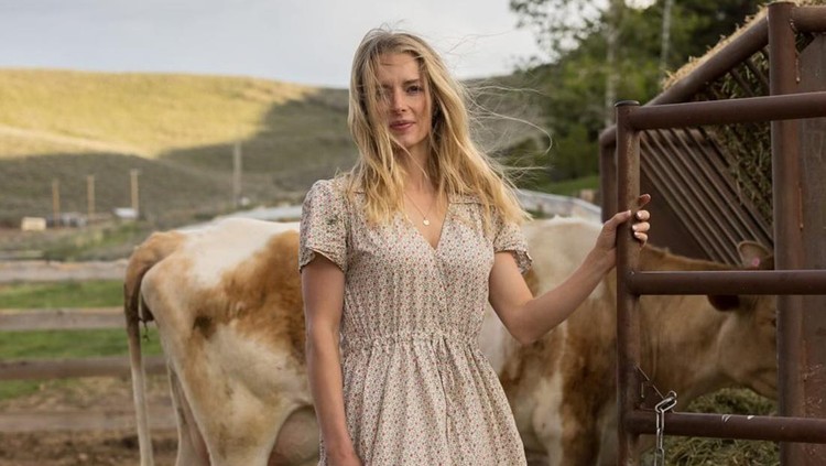 Hannah Neeleman Pemilik Akun Ballerina Farm