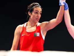 Kalahkan Lawan dalam 46 Detik, 7 Potret Petinju Imane Khelif Dituding Transgender