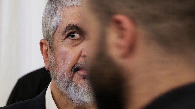 Khaled Mashal disebut jadi pemimpin sementara Hamas usai Yahya Sinwar tewas dibunuh Israel.