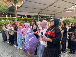 Meriah! K-Popers Solo Norebang di Emeron Hijab Hunt 2024