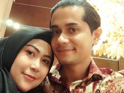 7 Potret Keluarga Pesinetron Ferdi Ali, Adem & Mesra Meski Istri Sering Dinyinyiri Netizen