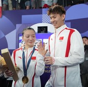 Bikin Heboh Pas Olimpiade, Begini Spesialnya Cincin Tunangan Atlet Bulu Tangkis Huang Yaqiong dan Liu Yuchen