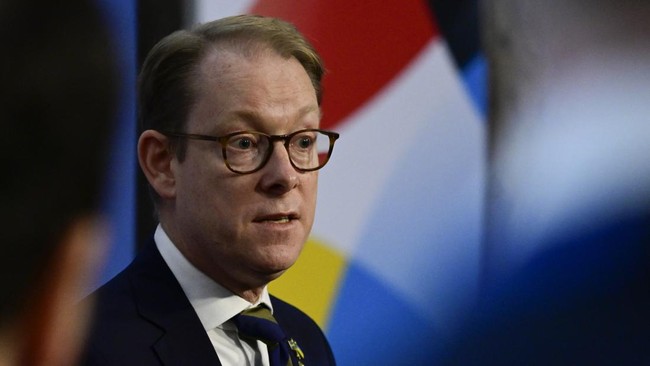 Swedia tutup kedutaan besar di Lebanon buntut kekhawatiran meningkatnya eskalasi Israel, Hizbullah, dan negara Timur Tengah lainnya.