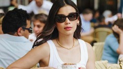 Foto Deddy Corbuzier Hilang, 7 Potret Terbaru Sabrina Chairunnisa Bareng Sumber Kebahagiaan