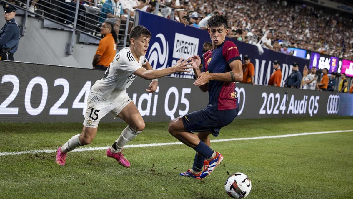 FOTO: Barcelona Unjuk Gigi, Real Madrid Merana di El Clasico