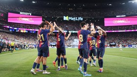 Barcelona Tekuk Madrid 2-1 dalam El Clasico Pramusim