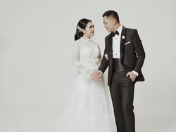 Ade Govinda Nikahi Indi Arisa, Logam Mulia hingga Uang Riyal Jadi Mahar