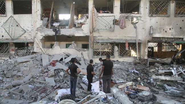 Dua Sekolah Tempat Pengungsian Warga Palestina Dibom Israel, 30 Orang Tewas!