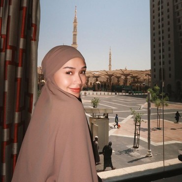 Cerita Selebgram Lula Lahfah Diteriaki Haram saat Umrah di Tanah Suci Gegara Ini