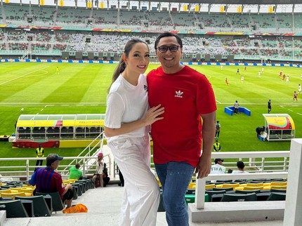 7 Potret dr Reisa Broto Asmoro & Suami Keturunan Ningrat, Harmonis 12 Tahun Nikah