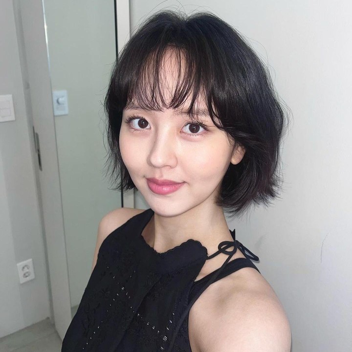 <p>"Mari kita sepakati bahwa dia terlihat paling baik dengan rambut pendek," puji seorang netizen. "Kim So Hyun potongan rambut barumu terlihat bagus padamu," kata netizen lainnya. (Foto: Instagram: @wow_kimsohyun)</p>