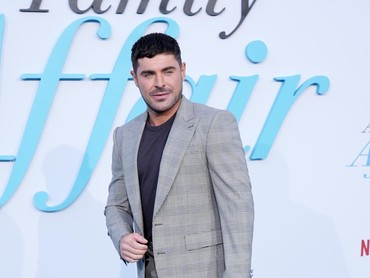 img-title Kondisi Zac Efron Usai Insiden Kecelakaan Kolam Renang