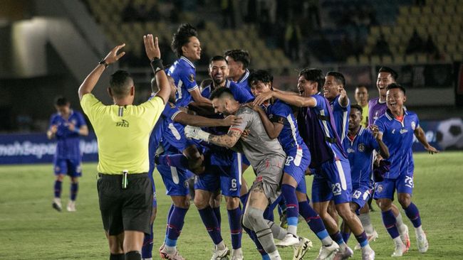 Hasil Liga 1: Arema Libas Madura United 4-2