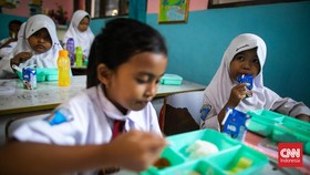 Pemerintah Sebut Susu Bukan Menu Wajib Program Makan Bergizi Gratis
