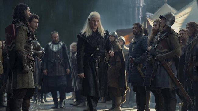 Ryan Condal selaku showrunner dan penulis menjelaskan alasan satu pertempuran besar absen di House of the Dragon season 2.