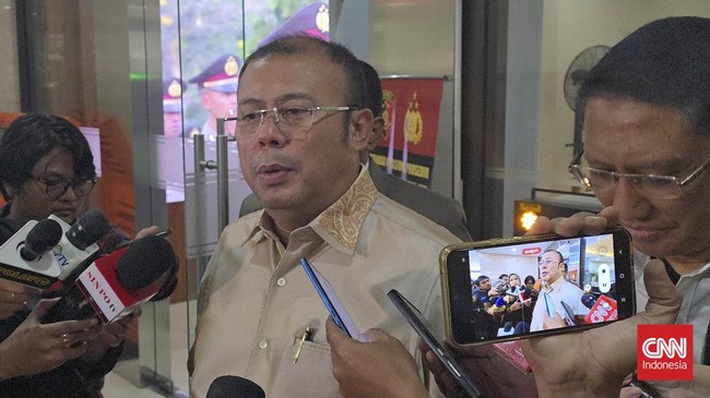 Cucun meminta pemerintah untuk betul-betul menjaga kesepakatan yang disetujui, agar hak-hak rakyat terkait ibadah haji dapat dijalankan sebaik-baiknya.