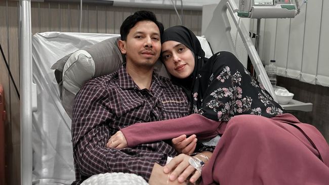 Fairuz Ungkap Kondisi Terbaru Suami Usai Operasi Penyempitan Pembuluh Darah