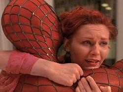 Ciuman Ikonik Spider-Man yang Gak Seindah Itu
