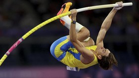 FOTO: Olimpiade dan Malam Fantastis untuk Armand Duplantis