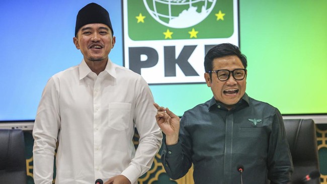 Ketua Umum Partai Solidaritas Indonesia (PSI) Kaesang Pangarep disapa 'Gus Kaesang' ketika mengunjungi instansi DPP PKB.