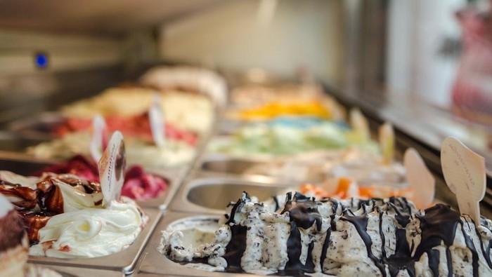 Benarkah Makan Es Krim pada Malam Hari Bisa Bikin Susah Tidur? Ini Penjelasannya...