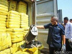 Ciri-ciri Kaus Impor Ilegal Ala Zulhas: Rp 60 Ribu Dapat 3