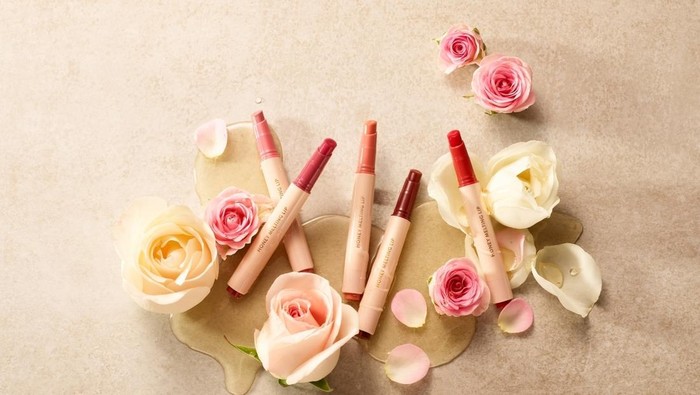 BeauPicks: Nature Republic Honey Melting Lip, Produk Lip Gloss untuk Meriahkan Musim Panasmu!