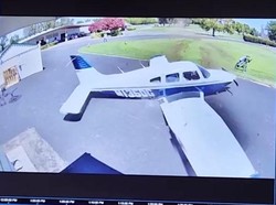 Ngeri! Pesawat Mendarat Darurat di Lapangan Golf California, Ini Penampakannya