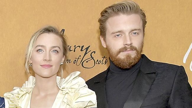 Saoirse Ronan dan Jack Lowden telah menikah secara diam-diam di Edinburgh, Skotlandia, pada Juli lalu.