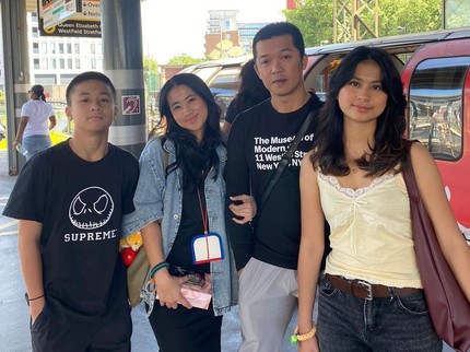 7 Potret Kedekatan Taufik Hidayat dan Sang Putri yang Baru Ultah ke-17