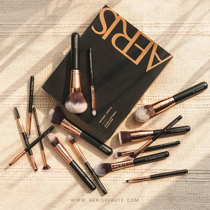 Aeris Beauté The Onyx 2.0 Brush Set