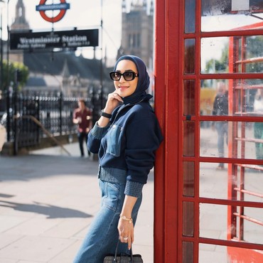 Ditalak Cerai, Intip Gaya Erin Istri Andre Taulany Pamer Liburan Sendirian ke London