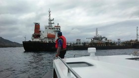 Kapal Tanker Terbakar di Karangasem Bali, 5 ABK Tewas, Belasan Luka