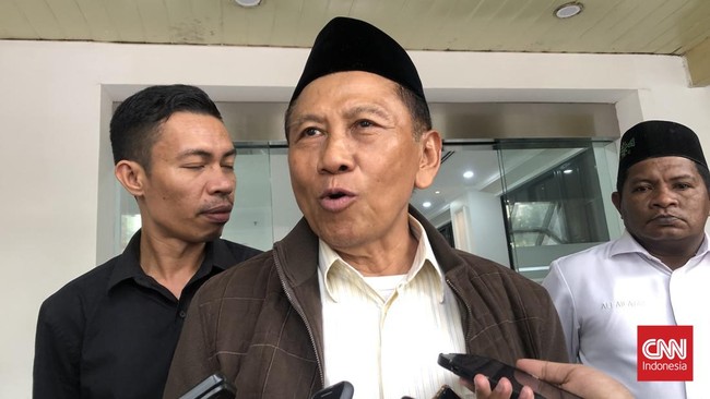 Wakil Ketua Umum PKB Hanif Dhakiri menakut-nakuti bakal melaporkan Ketua DPP NasDem Effendy Choirie namalain Gus Choi ke Ketum NasDem Surya Paloh