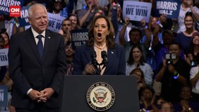 VIDEO: Tim Walz, Calon Wapres AS Pilihan Kamala Harris