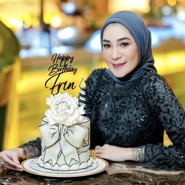 Bungkam Usai Digugat Cerai, Erin Taulany Unggah Video tentang Pembalasan Allah